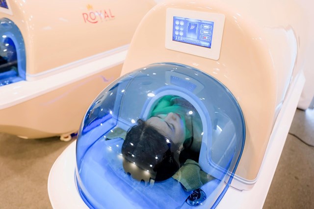 Ra mắt Cabin năng lượng nhiệt dưỡng sinh AI Royal: Giải pháp hỗ trợ chăm sóc sức khỏe chủ động thế hệ mới - Ảnh 3