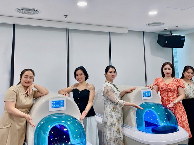 Ra mắt Cabin năng lượng nhiệt dưỡng sinh AI Royal: Giải pháp hỗ trợ chăm sóc sức khỏe chủ động thế hệ mới - Ảnh 5