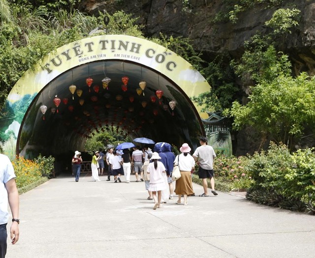 Về miền di sản Tràng An – Cố đô Hoa Lư: Gắn kết nội lực, lan tỏa giá trị văn hóa và tinh thần - Ảnh 1