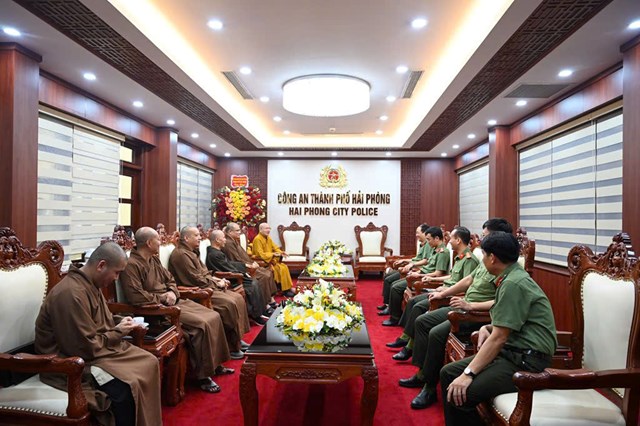 Đại diện BTS GHPGVN và lãnh đạo Công an TP Hải Phòng tại buổi gặp mặt.