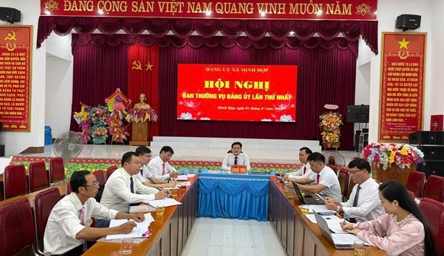 Ban Thường vụ Đảng ủy x&atilde; Minh Hợp họp phi&ecirc;n thứ Nhất, nhiệm kỳ 2025 &ndash; 2030