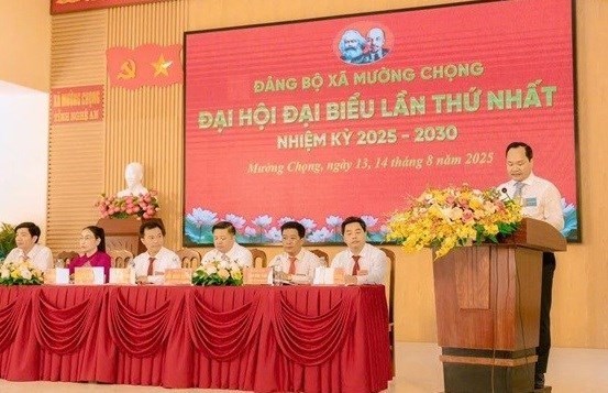 Đồng chí Hoàng Quốc Việt – Uỷ viên Ban chấp hành Đảng bộ tỉnh, Giám đốc Sở Nông nghiệp và Môi trường tỉnh Nghệ An phát biểu chỉ đạo Đại hội