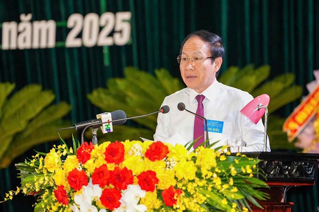 Đồng chí Lê Tiến Châu, Ủy viên Trung ương Đảng, Bí thư Thành ủy, Trưởng đoàn ĐBQH thành phố Hải Phòng phát biểu chỉ đạo tại Đại hội.