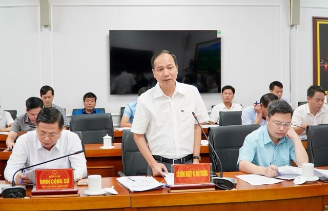 Đại diện l&atilde;nh đạo c&aacute;c sở, ng&agrave;nh, x&atilde;, phường của tỉnh Ph&uacute; Thọ ph&aacute;t biểu n&ecirc;u l&ecirc;n những kh&oacute; khăn, vướng mắc trong qu&aacute; tr&igrave;nh thực hiện nhiệm vụ