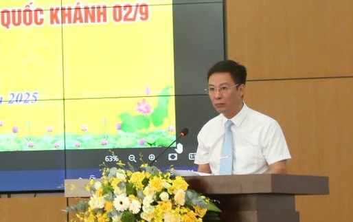 Đồng chí Đào Thắng, Phó Bí thư Đảng ủy, Chủ tịch UBND xã Đại Đình phát biểu tại hội nghị