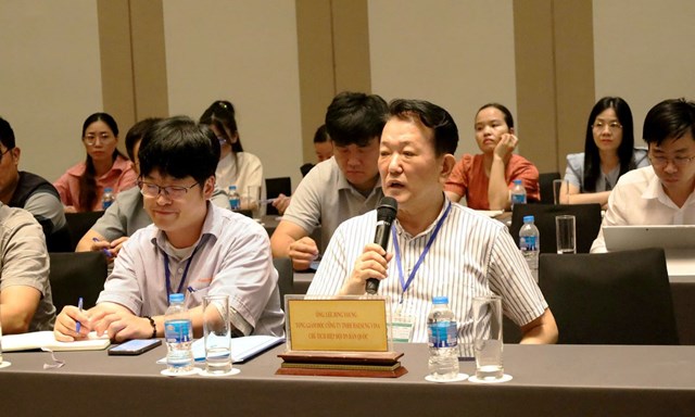 Đại diện Hiệp hội Doanh nghiệp H&agrave;n Quốc ph&aacute;t biểu tại hội nghị