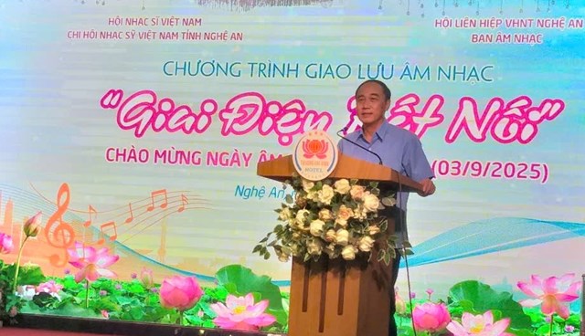 Ông Trần Quốc Khánh – Phó Ban Tuyên giáo và Dân vận Tỉnh ủy Nghệ An đánh giá cao những thành quả mà ngành âm nhạc Nghệ An đạt được