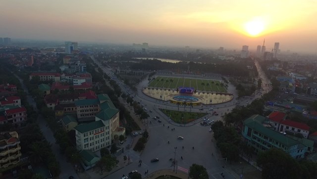 Một góc Thành phố Vinh nhìn từ Quảng trường Hồ Chí Minh (Ảnh Quốc Khánh)