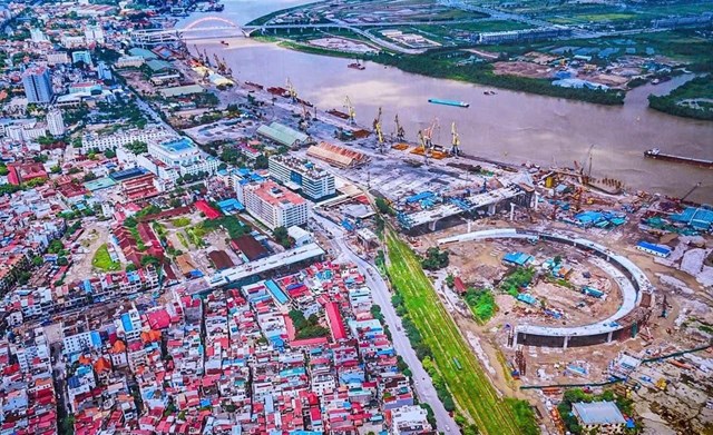 To&agrave;n cảnh khu vực thi c&ocirc;ng dự &aacute;n cầu Nguyễn Tr&atilde;i v&agrave; tuyến kết nối, nh&igrave;n từ tr&ecirc;n cao.