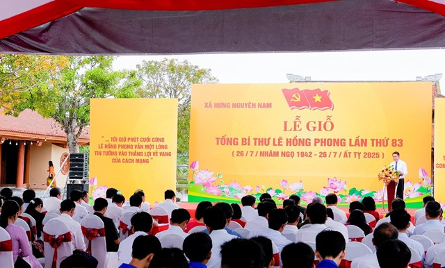 Trang trọng Lễ giỗ Tổng B&iacute; thư L&ecirc; Hồng Phong