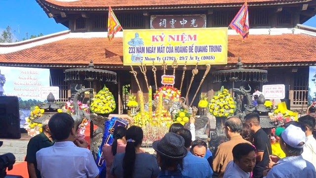 Nghệ An: Trang trọng Lễ giỗ lần thứ 233 của Ho&#224;ng đế Quang Trung - Ảnh 1