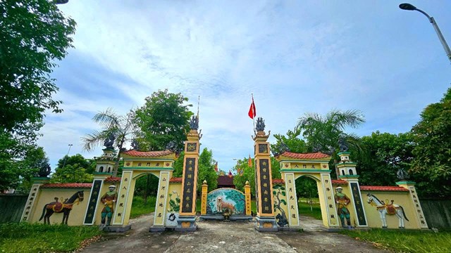 Đền Khai Long tại x&atilde; T&acirc;n Sơn, nay l&agrave; x&atilde; Văn Hiến, tỉnh Nghệ An