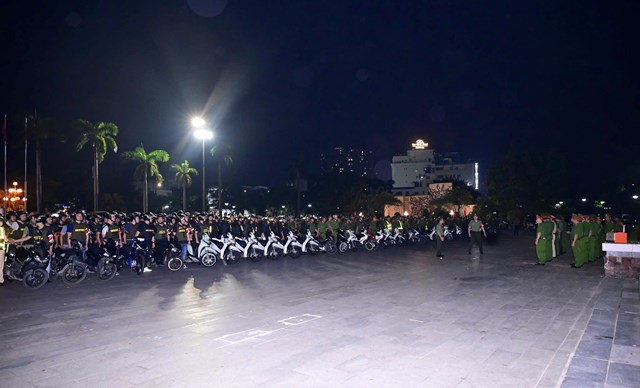 Lễ ra qu&acirc;n lực lượng HP22 C&ocirc;ng an th&agrave;nh phố Hải Ph&ograve;ng, tối 23/9/2025, tại Cung Văn h&oacute;a Hữu nghị Việt Tiệp.