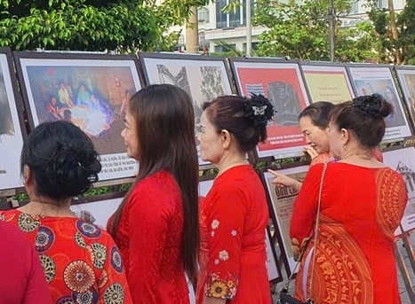 Nghệ An: Trưng bày chuyên đề “Cuộc đời và sự nghiệp cách mạng của đồng chí Nguyễn Thị Minh Khai” - Ảnh 5