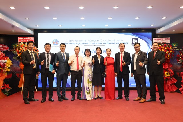 Viện Khoa học Pháp lý và Phát triển Doanh nghiệp: Cầu nối giữa tri thức và hành động vì sự lớn mạnh của doanh nghiệp Việt - Ảnh 29