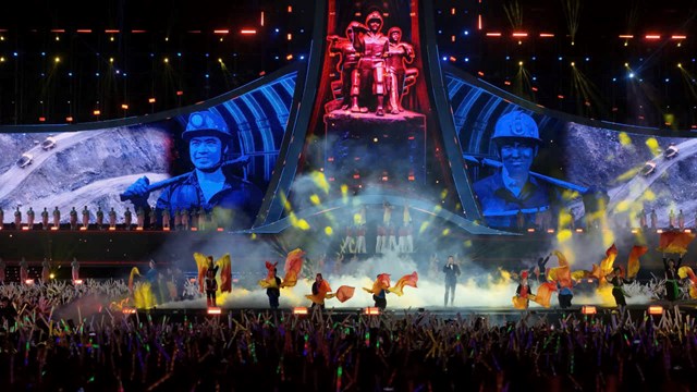 Chương tr&igrave;nh nghệ thuật mang đậm dấu ấn về v&ugrave;ng đất v&agrave; con người Quảng Ninh.