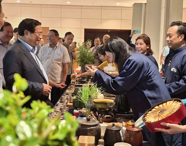 Doanh nh&#226;n Diệu Ngọc: Người &#39;giữ hồn&#39; cho văn h&#243;a tr&#224; Việt - Ảnh 4