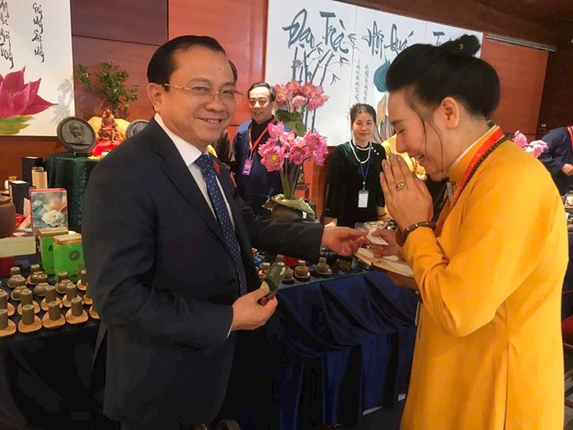 Doanh nh&#226;n Diệu Ngọc: Người &#39;giữ hồn&#39; cho văn h&#243;a tr&#224; Việt - Ảnh 5