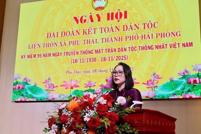 Đại diện Ủy ban MTTQ xã Phú Thái phát biểu tại Ngày hội.