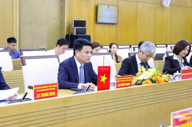 Chủ tịch UBND thành phố Hải Phòng Lê Ngọc Châu phát biểu tại buổi làm việc.