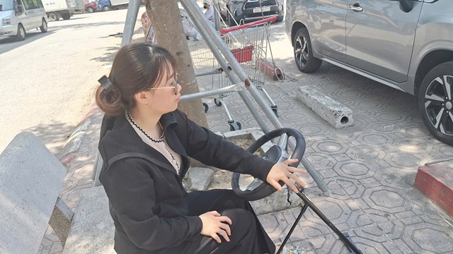 Nguyễn Đình Chiểu: Người thầy gieo văn hóa sau tay lái - Ảnh 3