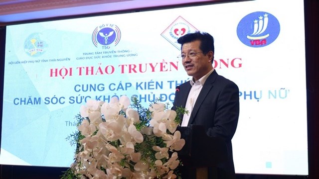 Ông Vũ Mạnh Cường, Giám đốc Trung tâm Truyền thông – Giáo dục sức khỏe Trung ương – Bộ Y tế (Trung tâm T5G) phát biểu tại Hội thảo  