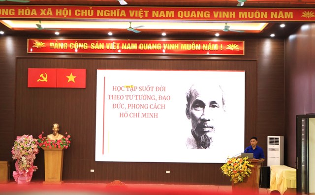 Đảng ủy xã Đạo Trù: Nêu cao tinh thần tự học, đáp ứng yêu cầu trong tình hình mới - Ảnh 1