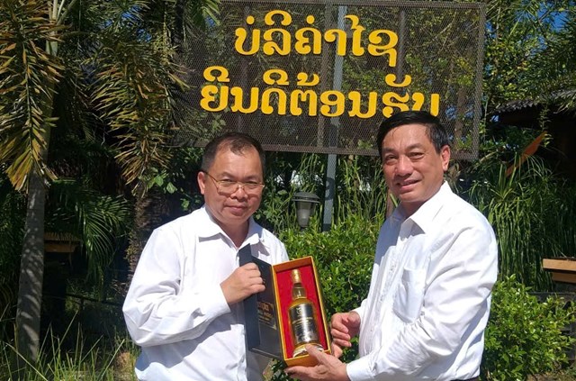 OCOP Hà Tĩnh lan tỏa tại sự kiện kỷ niệm Quốc khánh Lào - Ảnh 2