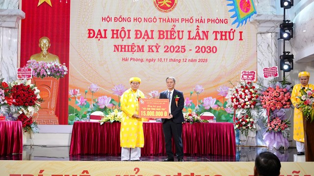 Biển ủng hộ quỹ “Tết ấm tình Ngô tộc “ tại Đại hội