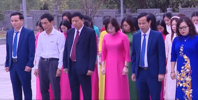 Trường THPT Hà Huy Tập đón nhận Huân chương Lao động hạng Nhất - Ảnh 4