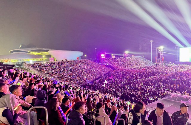 Quảng Ninh chào năm mới 2026: Kỷ luật – Đồng tâm – Khát vọng kiến tạo tương lai - Ảnh 1