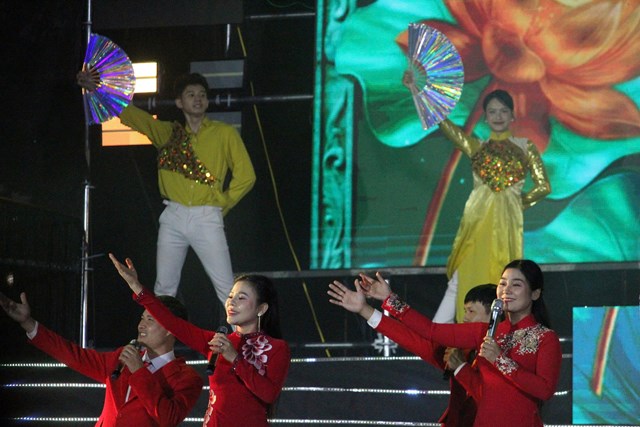 Cửa Lò chào năm 2026 với không gian lễ hội đặc sắc - Ảnh 7