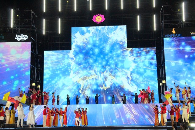 Cửa Lò chào năm 2026 với không gian lễ hội đặc sắc - Ảnh 10