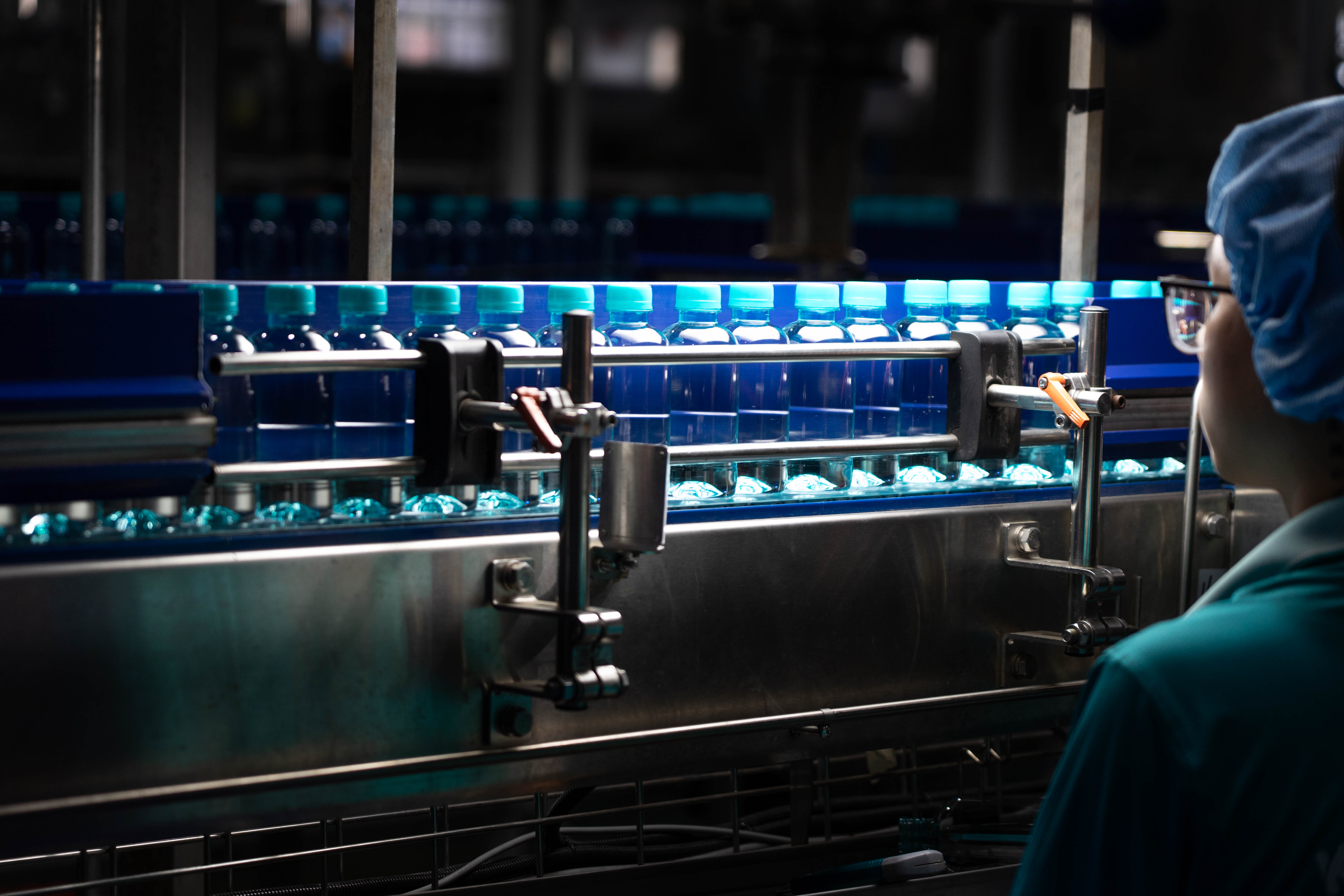 Quy trình sản xuất tại Fujiwa được tổ chức khép kín, tuân thủ các tiêu chuẩn kỹ thuật Nhật Bản.