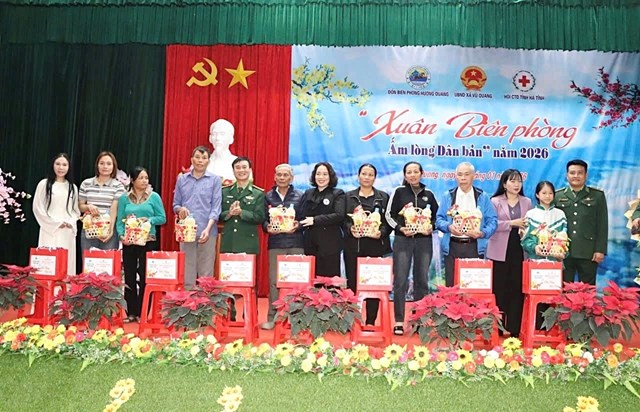 : “Xuân Biên phòng ấm lòng Dân bản” – Lan tỏa yêu thương tại xã Vũ Quang