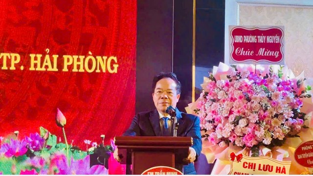 Tổng Biên tập Nguyễn Quốc Hùng phát biểu tại buổi lễ