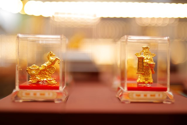 Khai trương cửa hàng lớn nhất của Bảo Tín Mạnh Hải tại TP.HCM: Định chuẩn trải nghiệm vàng 24K giữa lòng Quận 1 - Ảnh 7