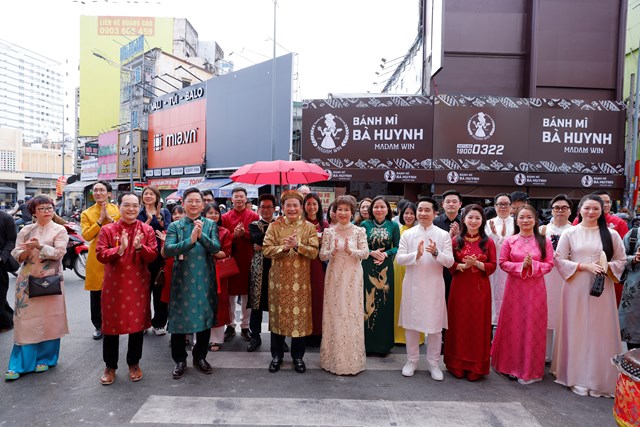 Khai trương cửa hàng lớn nhất của Bảo Tín Mạnh Hải tại TP.HCM: Định chuẩn trải nghiệm vàng 24K giữa lòng Quận 1 - Ảnh 20