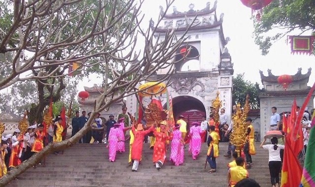 Lễ hội Đền Cuông
