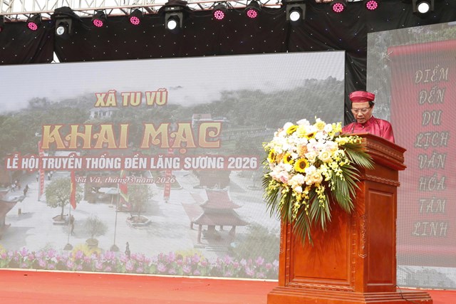 Ông Nguyễn Văn Đức - Phó Bí thư Đảng uỷ, Chủ tịch UBND xã Tu Vũ phát biểu tại lễ khai mạc