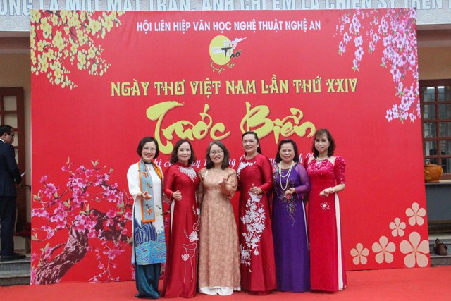 Nhiều người c&ograve;n lưu luyến Ng&agrave;y thơ Việt Nam