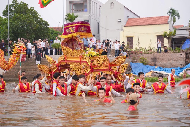 Lễ hội đình làng Mạn Xuyên: Nơi hội tụ giá trị tâm linh và hồn cốt truyền thống - Ảnh 1