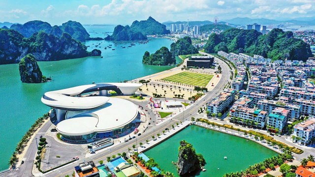 Góc đô thị Quảng Ninh nhìn từ trên cao 