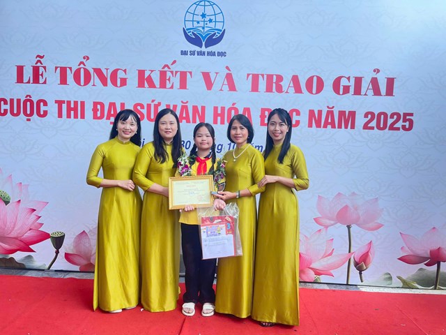 Học sinh của Trường Tiểu học Hương Canh A xuất sắc đạt giải cuộc thi đại sứ văn h&oacute;a đọc