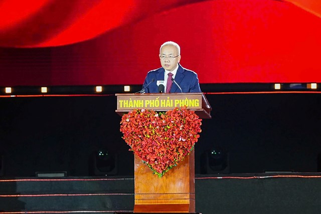 Đồng ch&iacute; Đỗ Th&agrave;nh Trung, Ph&oacute; B&iacute; thư Th&agrave;nh ủy, Chủ tịch UBND th&agrave;nh phố ph&aacute;t biểu khai mạc Lễ hội.