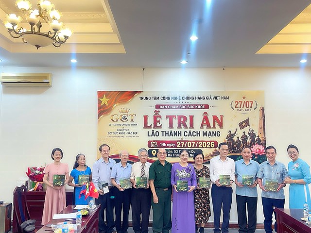 Ban Tổ chức tri &acirc;n L&atilde;o th&agrave;nh c&aacute;ch mạng nh&acirc;n ng&agrave;y 27/7.