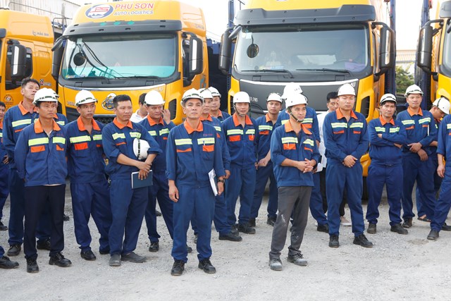 Phú Sơn Auto Logistics: Tổ chức chương trình đào tạo lái xe, tập huấn phòng cháy chữa cháy - Ảnh 11